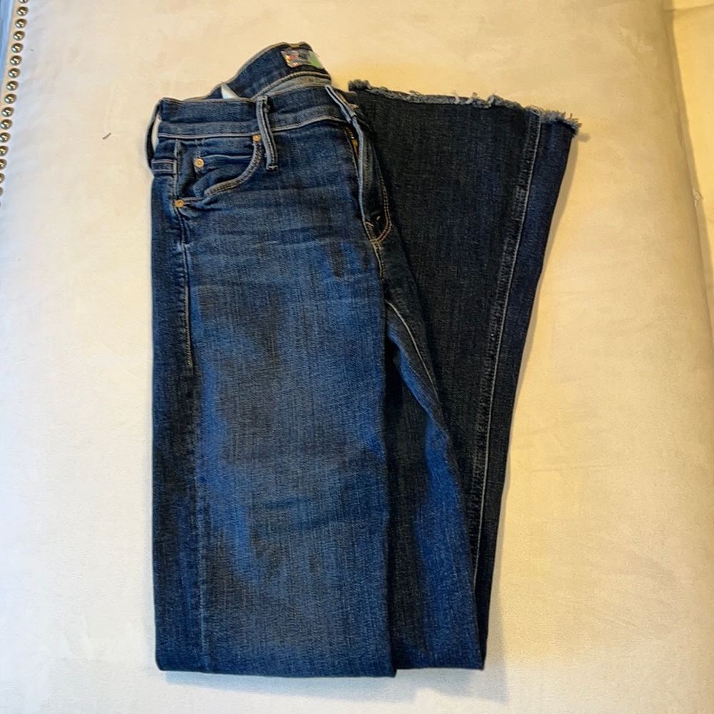 Mother boot leg jeans size 24